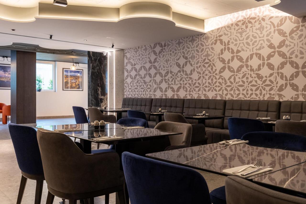 Alavits By St Gzira